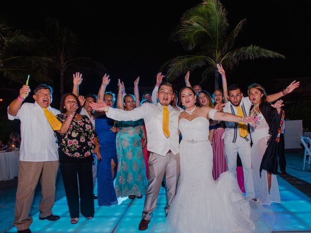 La boda de Hugo y Esmerarlda en Cancún, Quintana Roo 80