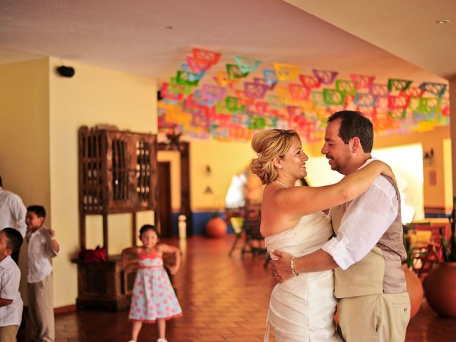 La boda de Renso y Mari en Playa del Carmen, Quintana Roo 32