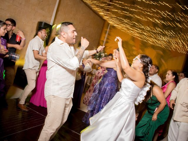 La boda de Cesár y Jocelyn en Cancún, Quintana Roo 6