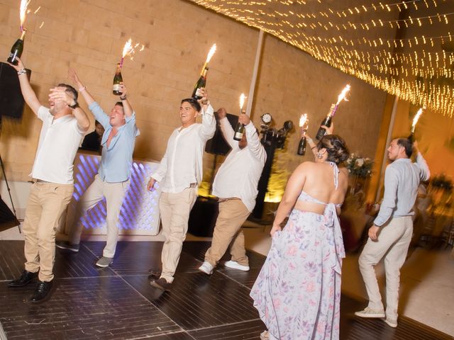 La boda de Cesár y Jocelyn en Cancún, Quintana Roo 9