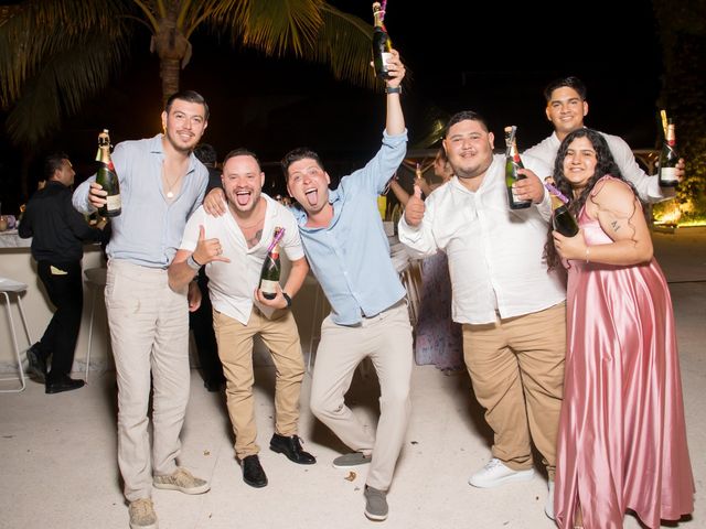 La boda de Cesár y Jocelyn en Cancún, Quintana Roo 10