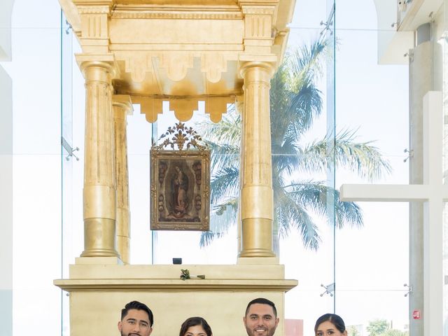 La boda de Cesár y Jocelyn en Cancún, Quintana Roo 24