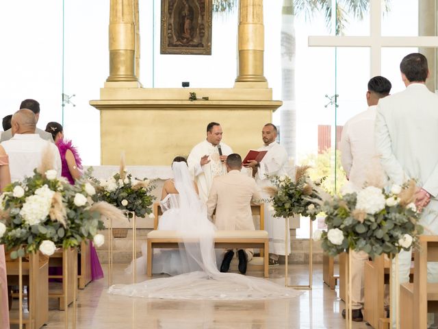 La boda de Cesár y Jocelyn en Cancún, Quintana Roo 31