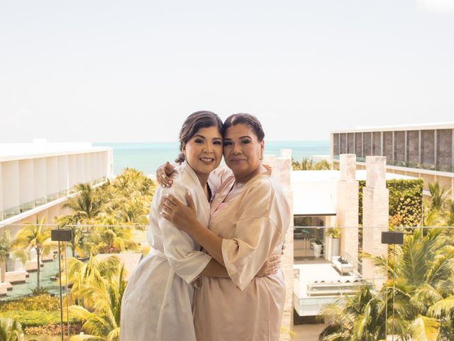 La boda de Cesár y Jocelyn en Cancún, Quintana Roo 48