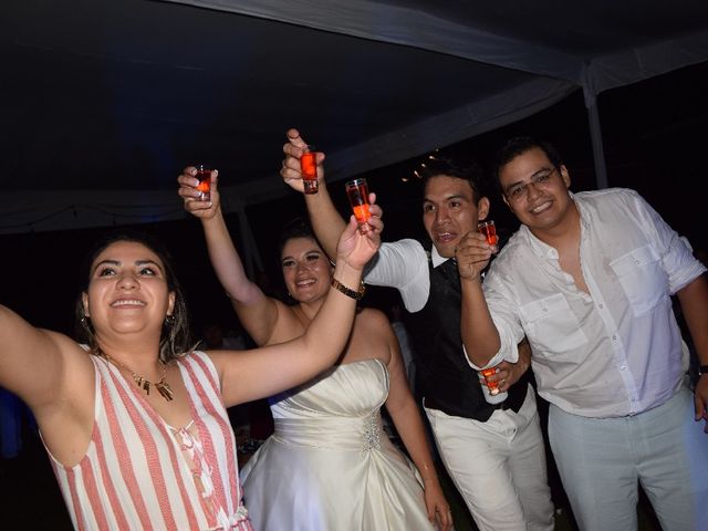 La boda de Fernando y Elisa en Jiutepec, Morelos 17
