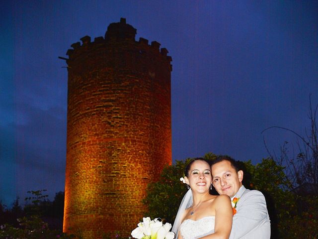 La boda de Raúl y Denisse en Naucalpan, Estado México 26