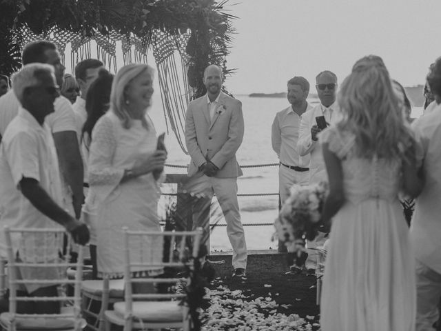 La boda de Brandon y Haley en Bahía de Banderas, Nayarit 22