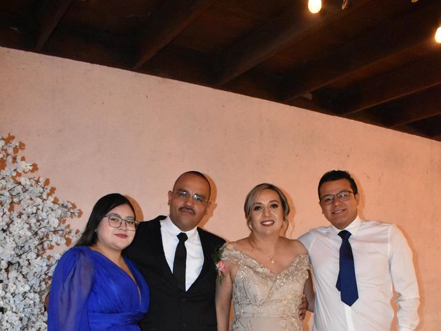 La boda de Raúl  y Laura  en Saltillo, Coahuila 15