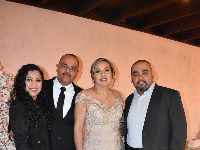La boda de Raúl  y Laura  en Saltillo, Coahuila 17