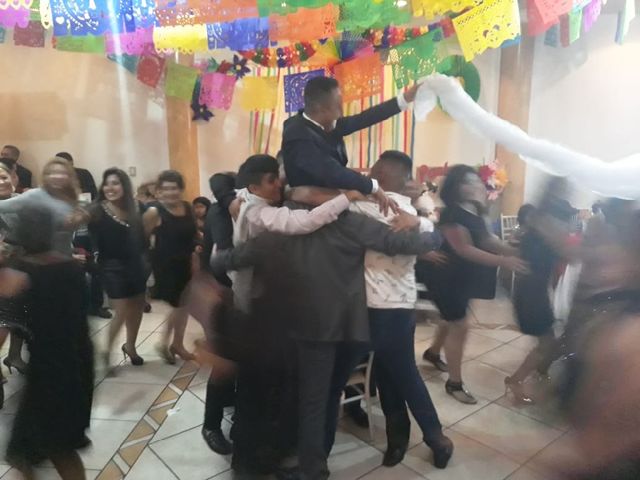 La boda de Manuel y Paola en Nezahualcóyotl, Estado México 7
