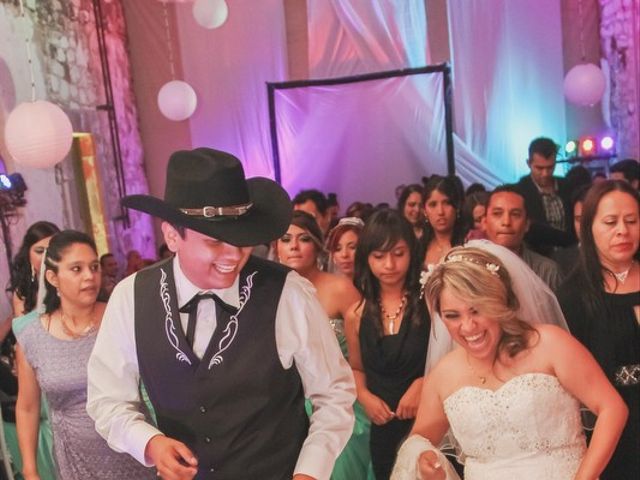La boda de Poncho  y Ani  en Catorce, San Luis Potosí 98