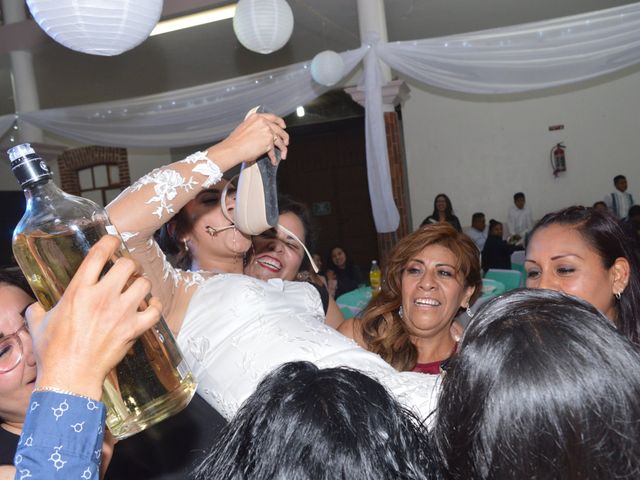 La boda de Erick y Montserrat en Teoloyucán, Estado México 37
