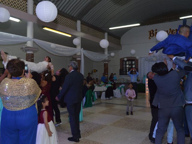 La boda de Erick y Montserrat en Teoloyucán, Estado México 38