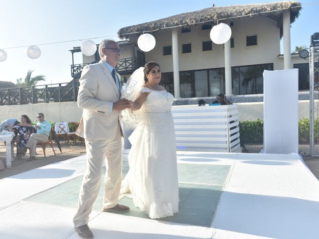 La boda de Juan Ángel y Rocio en Acapulco, Guerrero 14