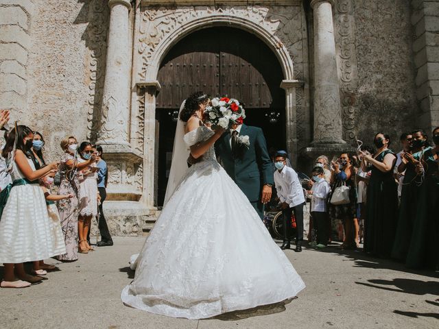 La boda de Erick y Grecia en Mérida, Yucatán 17