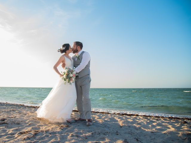 La boda de Michael y Lizbeth en Telchac Puerto, Yucatán 4