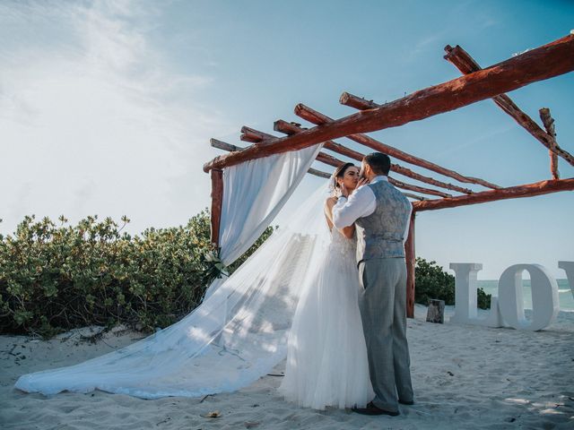 La boda de Michael y Lizbeth en Telchac Puerto, Yucatán 16