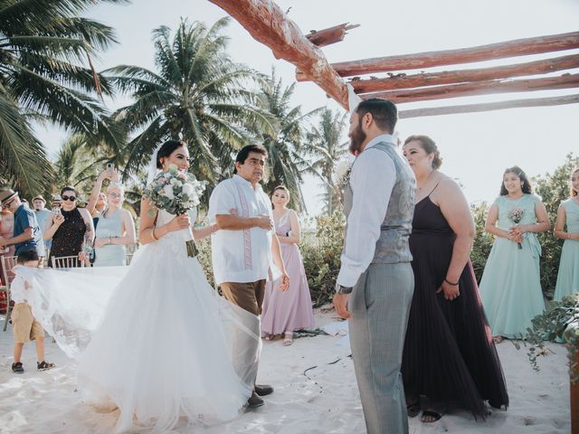 La boda de Michael y Lizbeth en Telchac Puerto, Yucatán 69