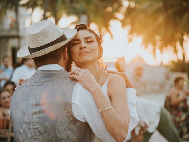 La boda de Michael y Lizbeth en Telchac Puerto, Yucatán 113