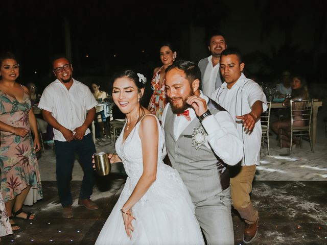 La boda de Michael y Lizbeth en Telchac Puerto, Yucatán 147