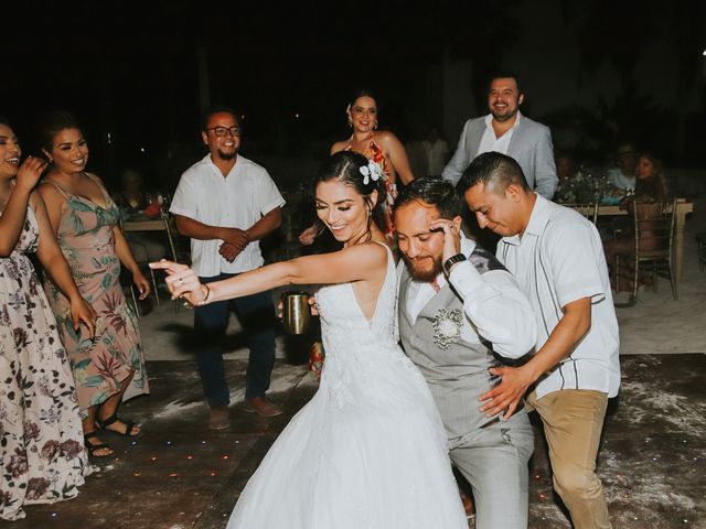 La boda de Michael y Lizbeth en Telchac Puerto, Yucatán 149