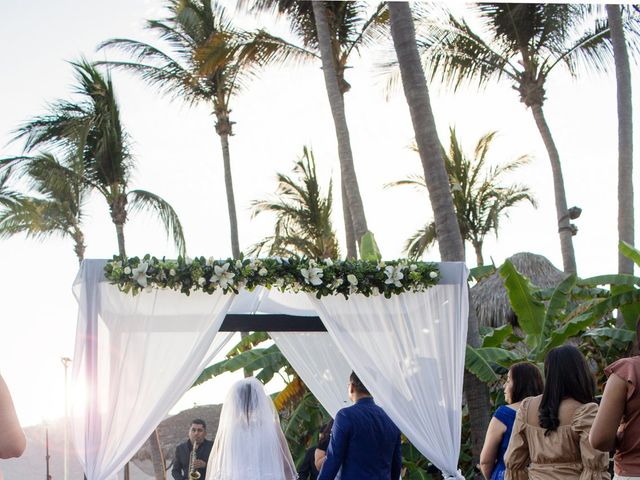 La boda de Jasiel y Joseline en Mazatlán, Sinaloa 15