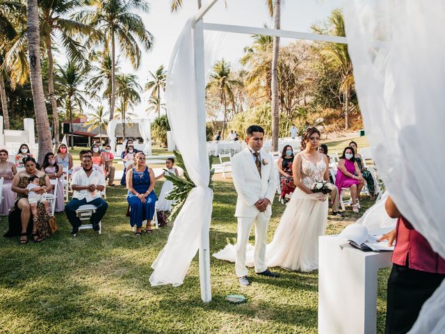 La boda de Walter y Gabriela en Huatulco, Oaxaca 18