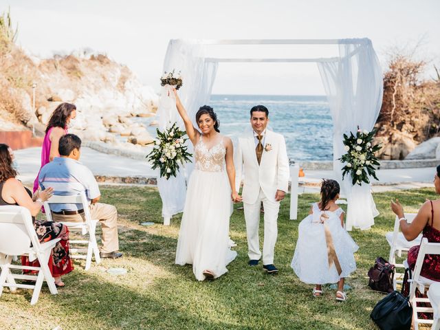 La boda de Walter y Gabriela en Huatulco, Oaxaca 30