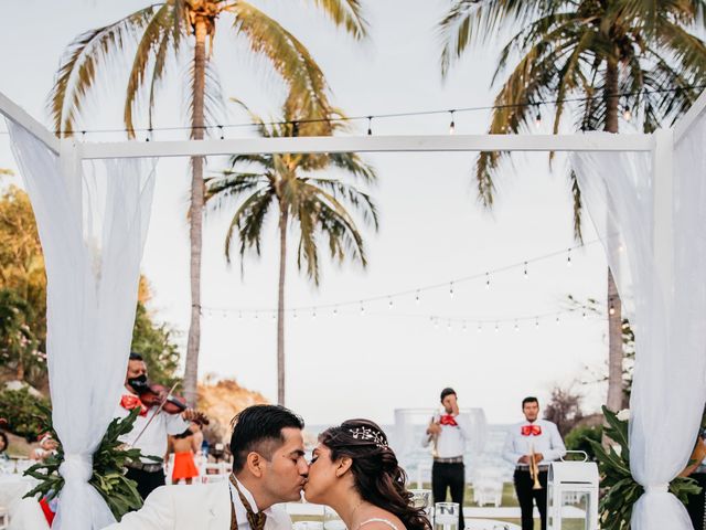 La boda de Walter y Gabriela en Huatulco, Oaxaca 45