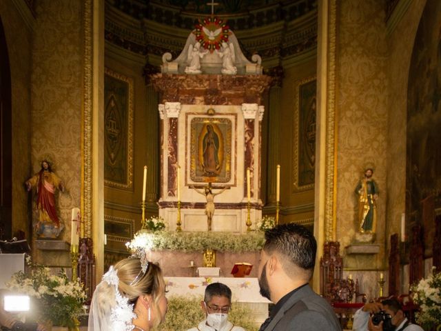 La boda de Jesús  y Sandy en León, Guanajuato 4