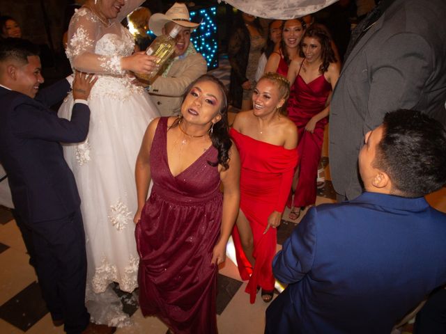 La boda de Jesús  y Sandy en León, Guanajuato 23
