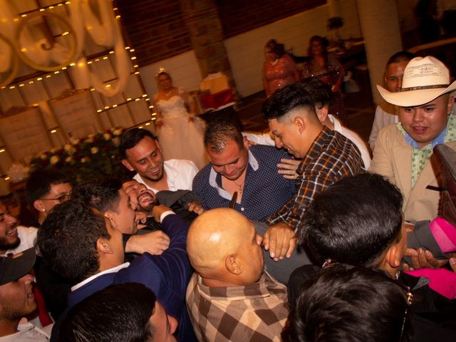 La boda de Jesús  y Sandy en León, Guanajuato 28