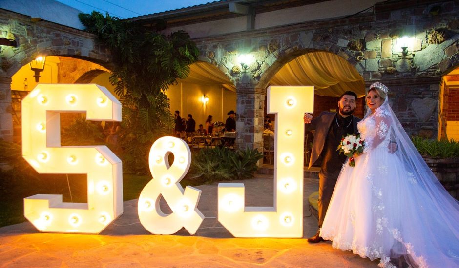 La boda de Jesús  y Sandy en León, Guanajuato