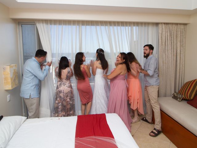 La boda de Emiliano y Estefanía en Acapulco, Guerrero 4