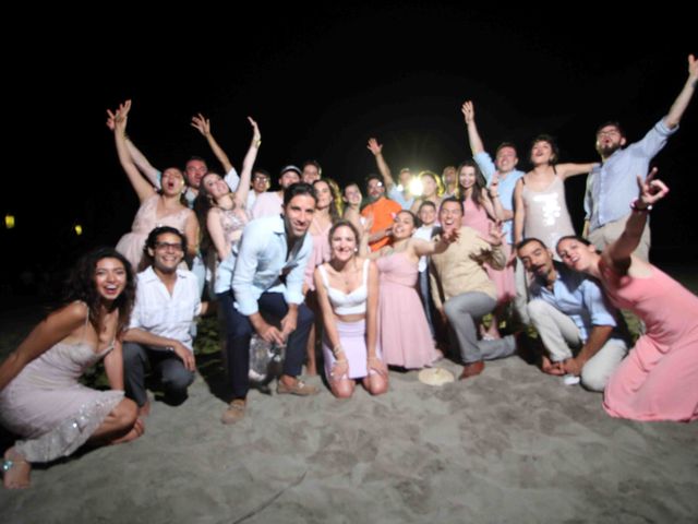La boda de Emiliano y Estefanía en Acapulco, Guerrero 26