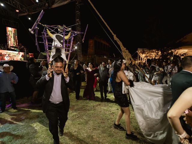 La boda de Brandon y Tonantzin en Zirahuén, Michoacán 64
