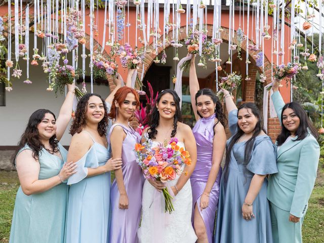 La boda de Angel Figueroa  y Mildred Gil  en Xalapa, Veracruz 5