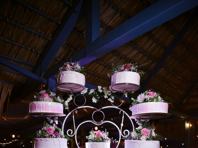 La boda de Dan y Lucy en Santiago Matatlán, Oaxaca 13