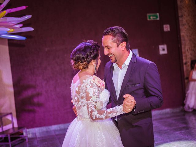 La boda de Caro y Álex en San Luis Potosí, San Luis Potosí 33