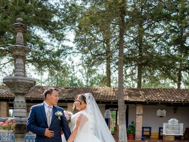 La boda de Alejandro y Erika en Jocotitlán, Estado México 5