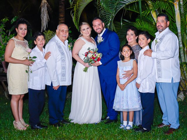 La boda de Ángel y Isabel  en Mérida, Yucatán 8