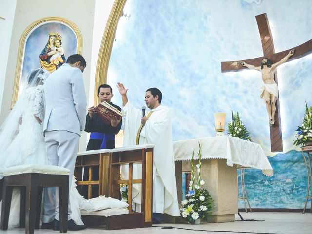 La boda de Carlos y Rosy en Tuxtla Gutiérrez, Chiapas 33