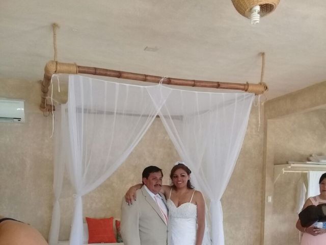 La boda de José y Brenda en Acapulco, Guerrero 17