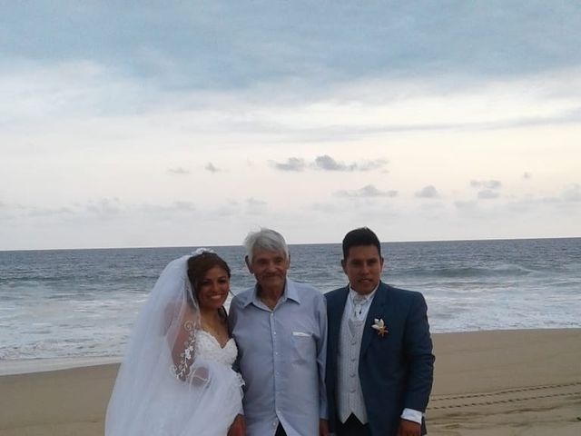 La boda de José y Brenda en Acapulco, Guerrero 33