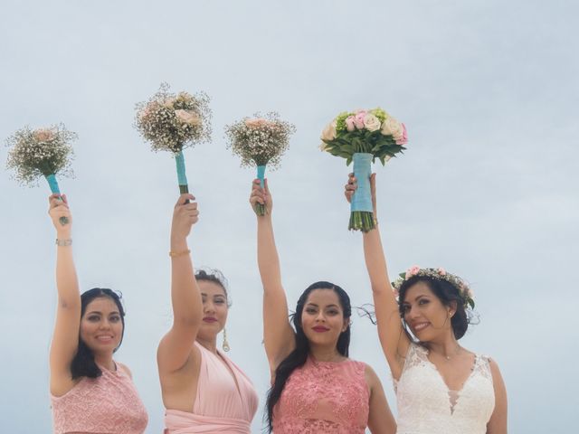 La boda de Matt y Yuli en Cancún, Quintana Roo 33