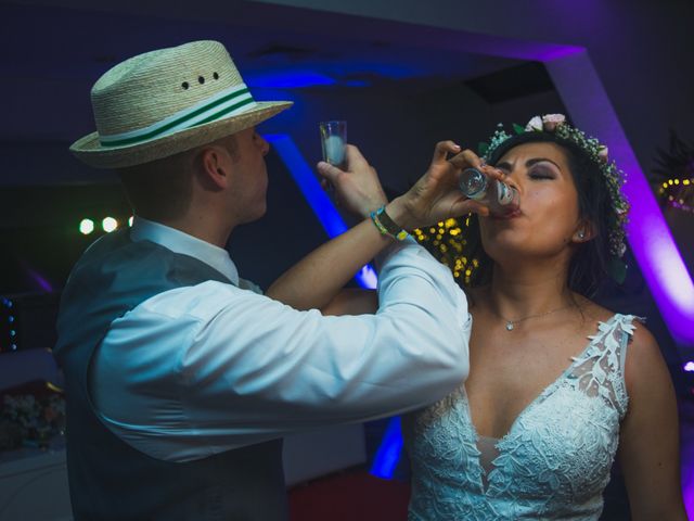 La boda de Matt y Yuli en Cancún, Quintana Roo 41