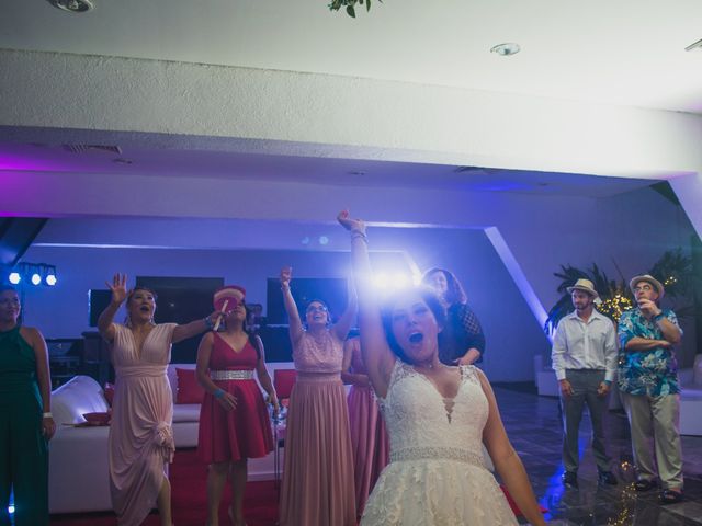 La boda de Matt y Yuli en Cancún, Quintana Roo 43