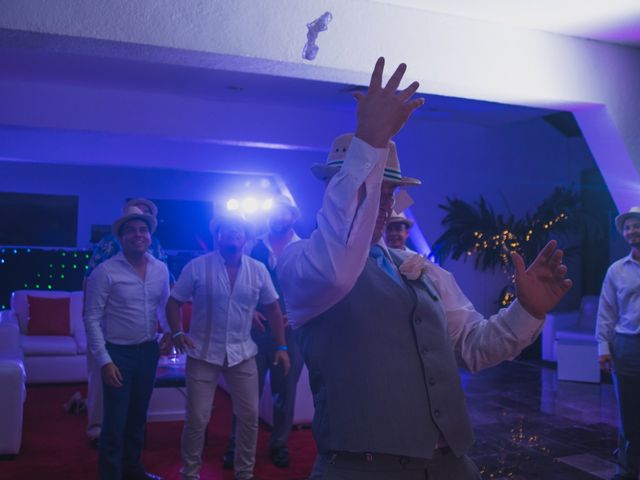 La boda de Matt y Yuli en Cancún, Quintana Roo 54