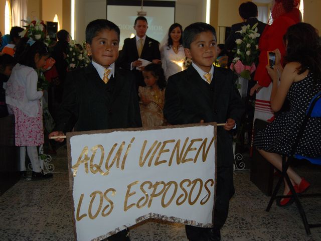 La boda de Juan Francisco y Distena en Temoaya, Estado México 11