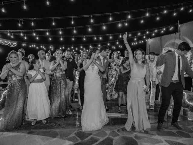 La boda de Dante y Roxana en Rosarito, Baja California 23